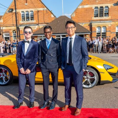 Y11 Prom 2019_59(2)